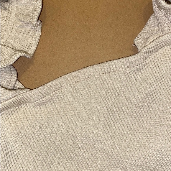 Zara Ruffle Crop Top SOLD - Picture 4 of 5